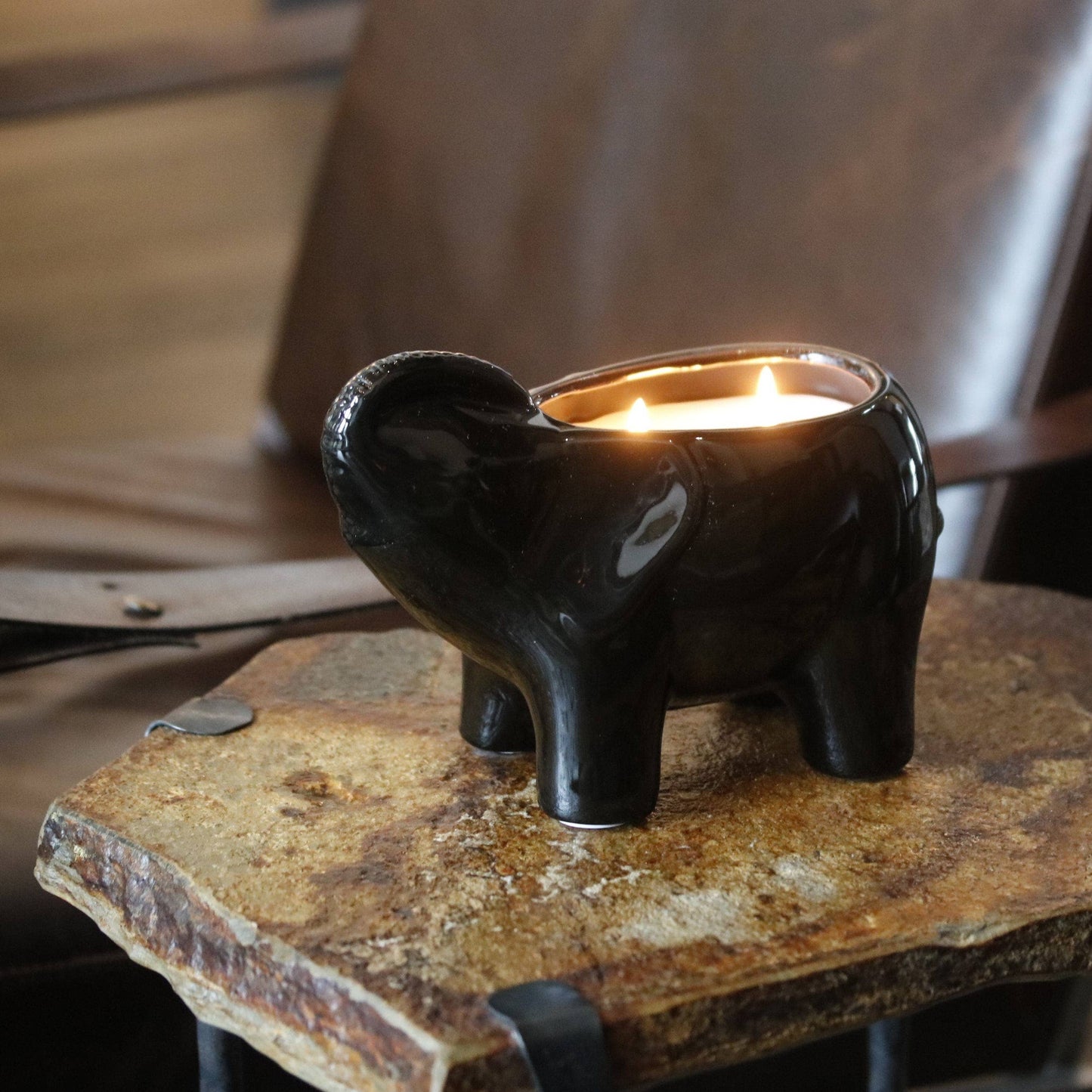 Black Elephant Perfumed Candle – Ash Ember Rose