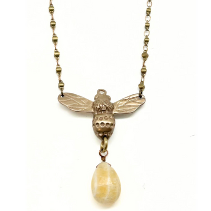Anna Pavlova Bee Necklace | Yellow Jade