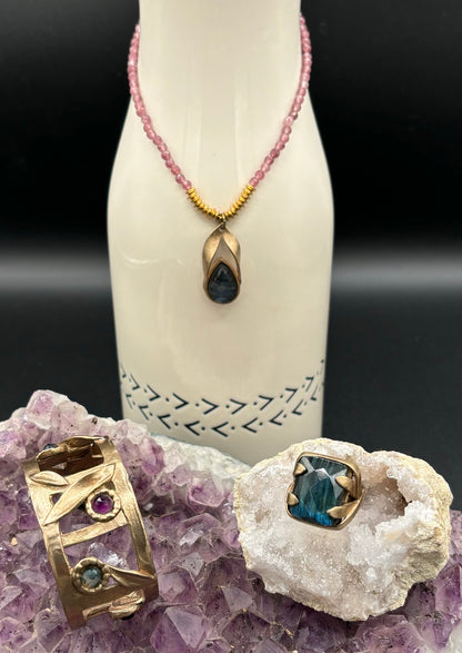 Peddled Pendant with Pear Shape Gemstone